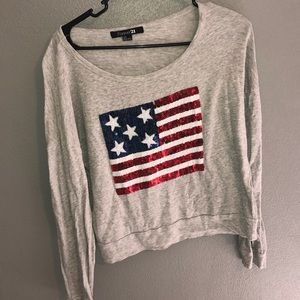 Gray sweater with sequin American flag
